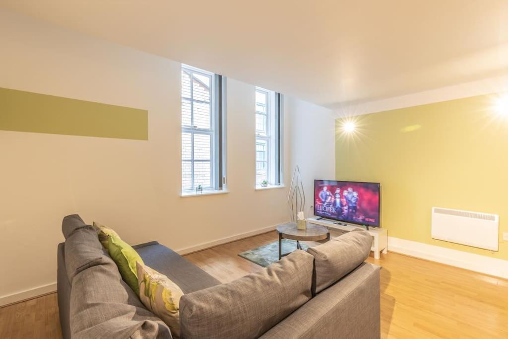 Cosy, Modern City Centre Apartment Free Parking Лестер Экстерьер фото
